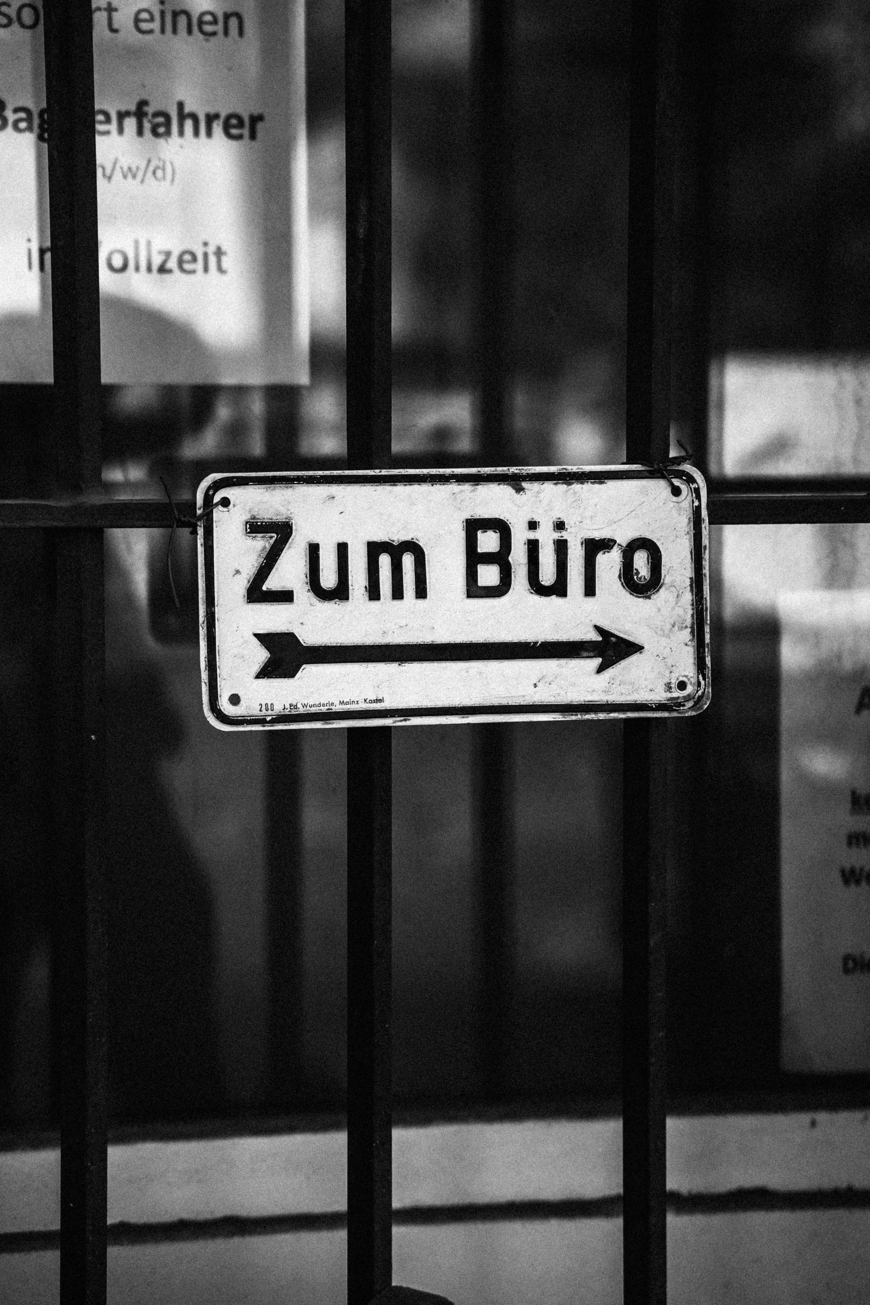 Büro Schild bw